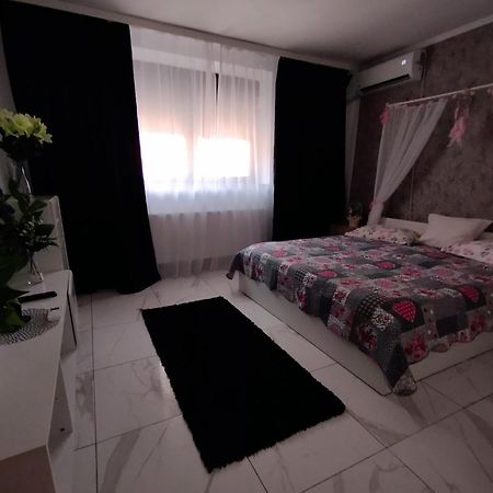 Ferienwohnung Tomis Promenada Constanţa Exterior foto