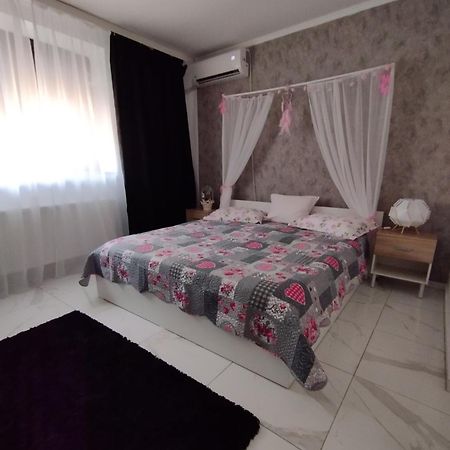 Ferienwohnung Tomis Promenada Constanţa Exterior foto